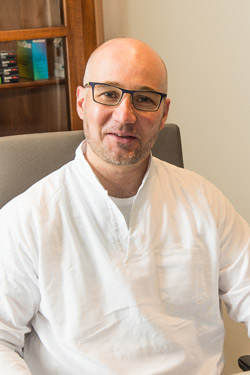 Dr. Marco Auprich